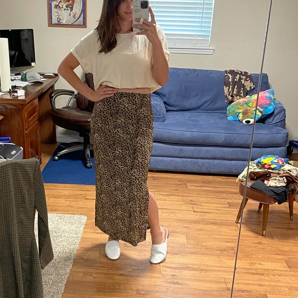 ESSEX USA Cheetah print full skirt, S